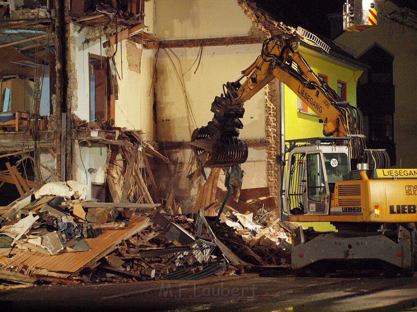 Hausexplosion Bruehl bei Koeln Pingsdorferstr P312.JPG